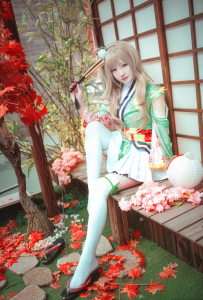 南山铝业：拟与一汽富晟共同设立合资公司出资980万元：皇冠新